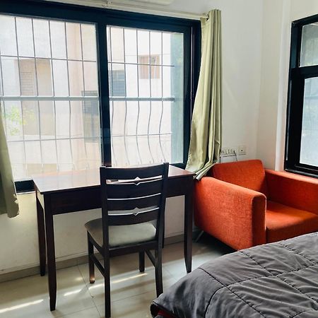 Lifespace- Spacious Hostel In A Luxurious Villa プネ エクステリア 写真