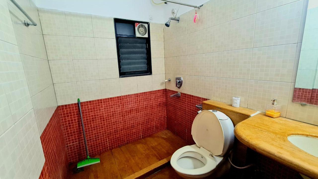 Lifespace- Spacious Hostel In A Luxurious Villa プネ エクステリア 写真