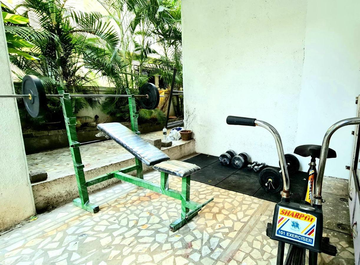 Lifespace- Spacious Hostel In A Luxurious Villa プネ エクステリア 写真